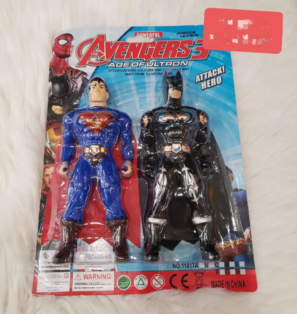 Figuras de Batman y Superman