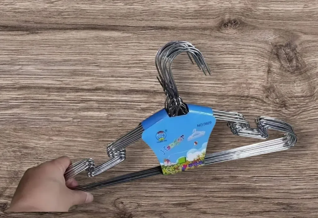 Set de 10 ganchos de alambre 