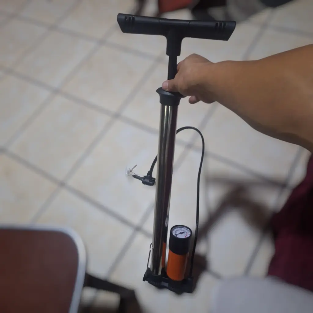 Bomba manual para inflar
