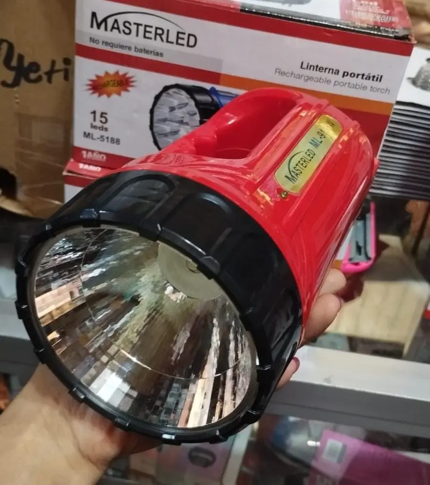Linterna recargable