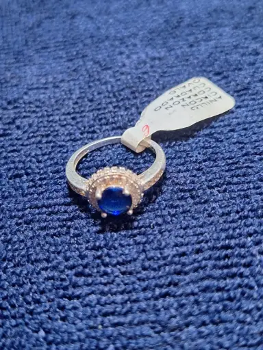 Anillo circon corazón 