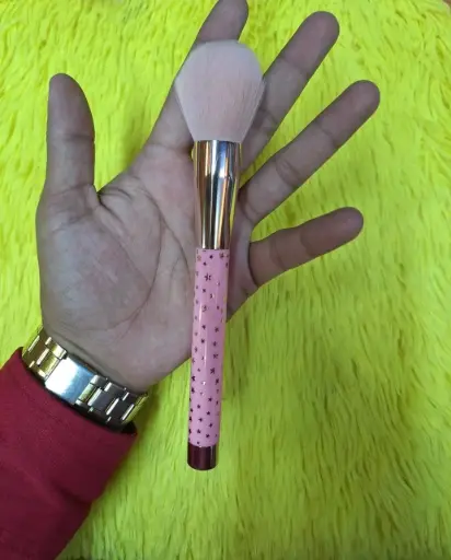 Brochas para uso facial