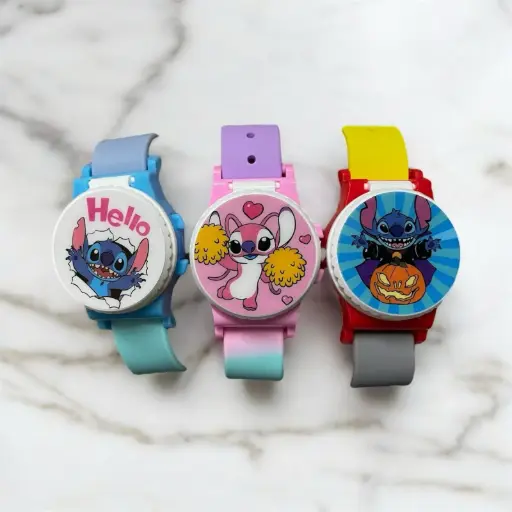 Reloj con disco de stich