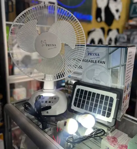 Ventilador de mesa, con panel solar