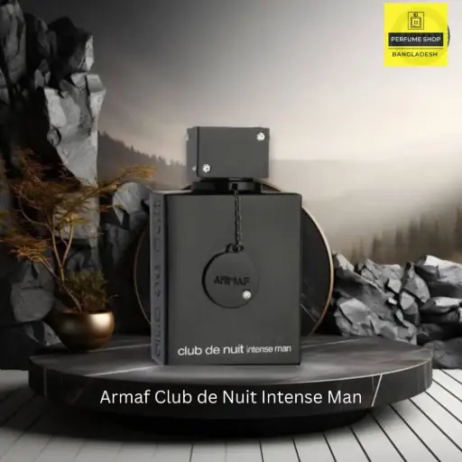 Club de nuit intense man